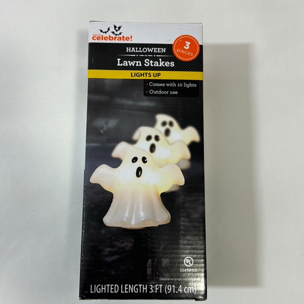 Way To Celebrate Ghost Lawn Stakes Set Of 3 With Lights Indoor Outdoor new